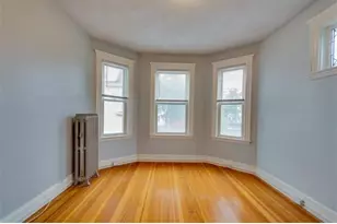 37 Taft St, Boston, MA 02125 - Photo 4