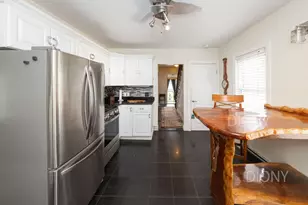 129 School St, Warren, MA 01083 - Photo 26