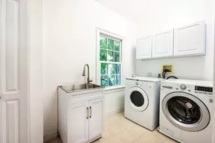 205 Grove St, Wellesley, MA 02482 - Photo 2