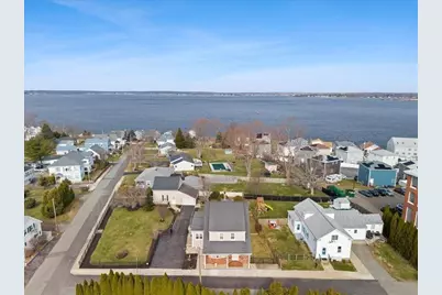 25 Winward St, Fall River, MA 02724 - Photo 36