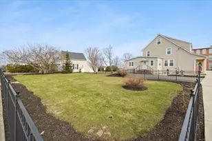 25 Winward St, Fall River, MA 02724 - Photo 42