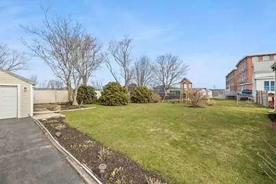 25 Winward St, Fall River, MA 02724 - Photo 36