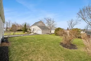 25 Winward St, Fall River, MA 02724 - Photo 38