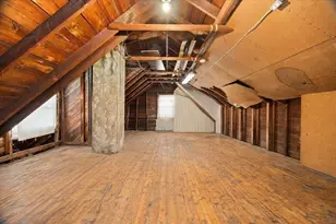 25 Winward St, Fall River, MA 02724 - Photo 24