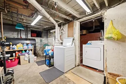 25 Winward St, Fall River, MA 02724 - Photo 32