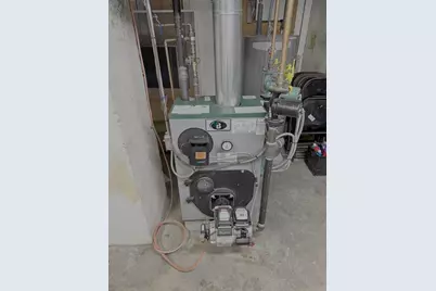 25 Winward St, Fall River, MA 02724 - Photo 30