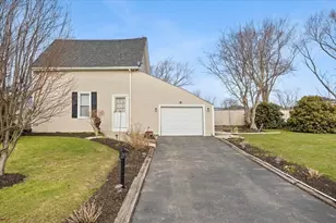 25 Winward St, Fall River, MA 02724 - Photo 34