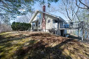 2 A Nonquit Rd, Worcester, MA 01604 - Photo 2