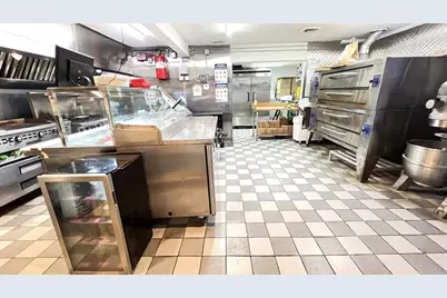 101 Loring Ave, Salem, MA 01970 - Photo 6