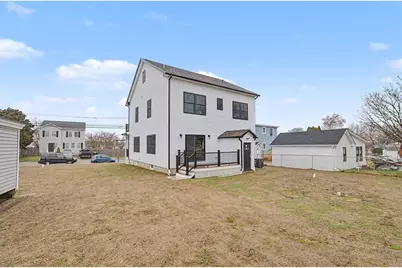 310 King  St, Fall River, MA 02724 - Photo 10