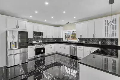 310 King  St, Fall River, MA 02724 - Photo 4
