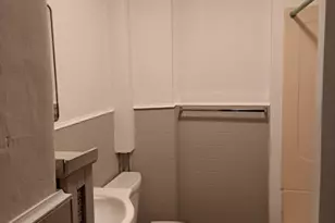 226 Haffards St, Fall River, MA 02723 - Photo 18