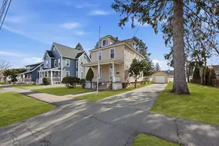 32 Allen Ave, Westfield, MA 01085 - Photo 2