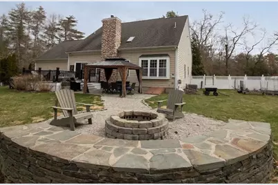 279 Fisher Rd, Westport, MA 02790 - Photo 8