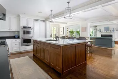 10 Clark Rd, Wellesley, MA 02481 - Photo 8