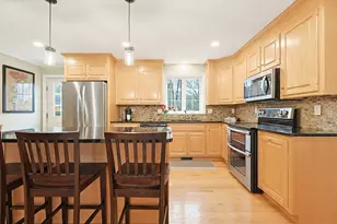 147 Commonwealth Ave, Attleboro, MA 02703 - Photo 8