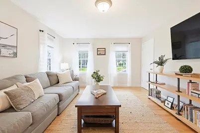 147 Commonwealth Ave, Attleboro, MA 02703 - Photo 16