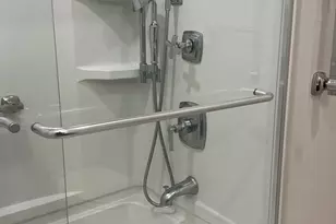 1006 Paradise Rd, Swampscott, MA 01907 - Photo 10