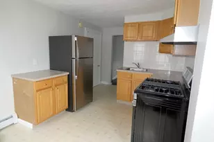 7 Greenwood St, Wakefield, MA 01880 - Photo 2