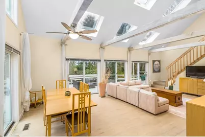 303 Turtleback Rd, Barnstable, MA 02648 - Photo 8