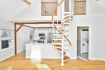 21 Park St #2R, Haverhill, MA 01830 - Photo 2