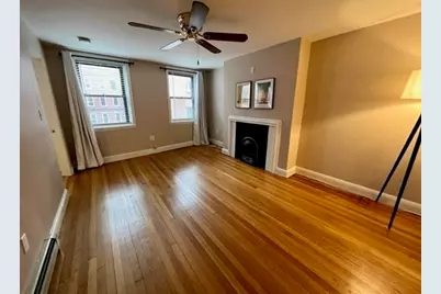 199 Salem St #3, Boston, MA 02113 - Photo 2