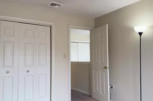 48 Castlegate Dr, Springfield, MA 01129 - Photo 14