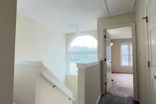 48 Castlegate Dr, Springfield, MA 01129 - Photo 10