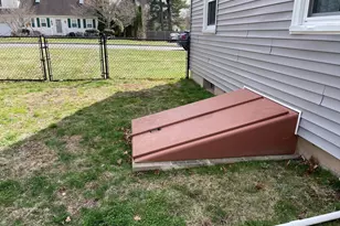 38 Driftwood Rd, Springfield, MA 01128 - Photo 28