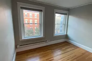 422 Hanover St, Boston, MA 02113 - Photo 12