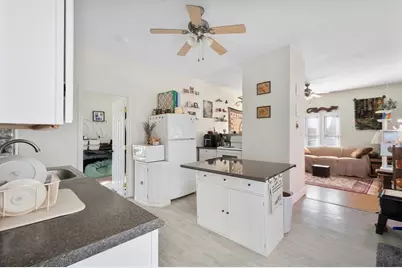 8 Oak Street, North Attleboro, MA 02760 - Photo 12