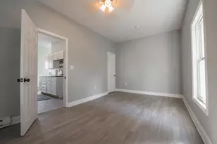 8 Oak St, North Attleboro, MA 02760 - Photo 18