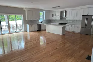 44 Grandview Rd, Reading, MA 01867 - Photo 2