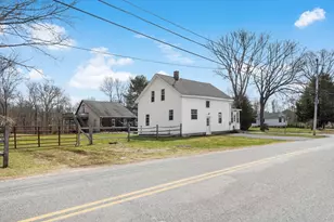 243 Chestnut St, Rehoboth, MA 02769 - Photo 2