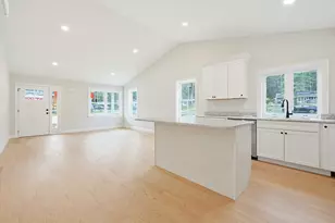 108 Fitchburg Rd, Townsend, MA 01469 - Photo 8