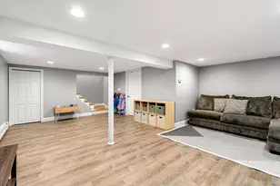 17 Ellington Rd, Tewksbury, MA 01876 - Photo 22