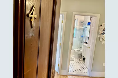 49 Grove St #4, Newton, MA 02466 - Photo 8