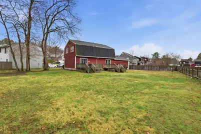 64-66 Ferris St, Springfield, MA 01151 - Photo 4