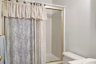 64-66 Ferris St, Springfield, MA 01151 - Photo 12