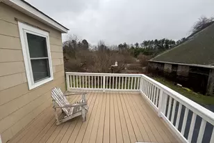 39 Burt St, Berkley, MA 02779 - Photo 4