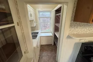 39 Burt St, Berkley, MA 02779 - Photo 8