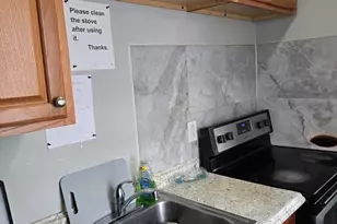 11 Maxwell St, Worcester, MA 01607 - Photo 10