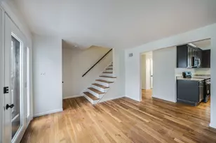 25 Enfield St, North Andover, MA 01845 - Photo 8