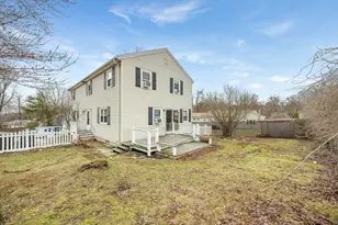 25 Enfield St, North Andover, MA 01845 - Photo 4