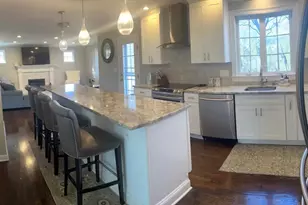 21 Shubert Rd, Weymouth, MA 02189 - Photo 2