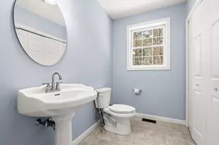 181 Tarkiln Pl, New Bedford, MA 02745 - Photo 8