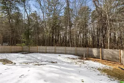 181 Tarkiln Pl, New Bedford, MA 02745 - Photo 18