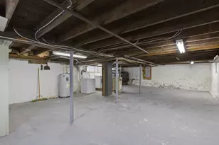 12 Riverside Ct, Saugus, MA 01906 - Photo 36