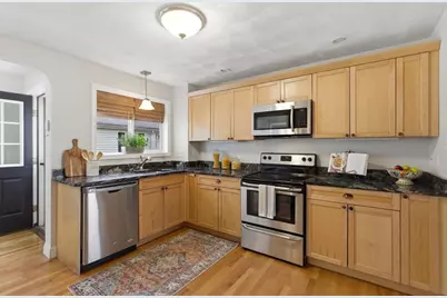 12 Riverside Court, Saugus, MA 01906 - Photo 4