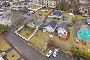 12 Riverside Ct, Saugus, MA 01906 - Photo 38